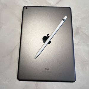 iPad 7th Generation & Apple Pencil